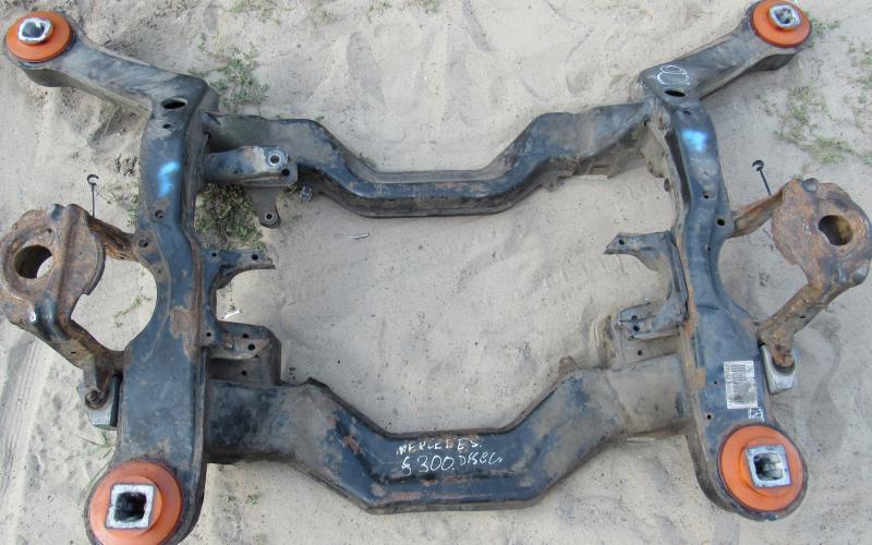 Полипро. Легендарні Mercedes-Benz W140: як заощадити на ремонті переднього підрамника за допомогою ПоліПро.