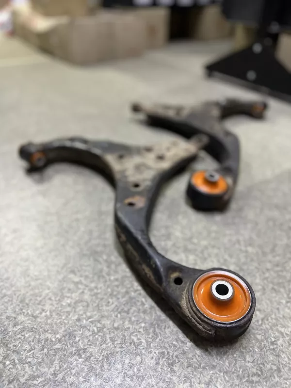 Front arm Hyundai Santa FE 2012- Service with repressing of bushings (Bushings are not included in the price) HYABELB, 5458438010, 545840Q000, 545841D000, 545841J000, 545841P000, 545842B000, 545842G000, 545842H000, 545842K000, 5458438010, 5458438100, 5458438600, 5458438610, 545843F600, 545843J000, 545843K000, 545844D000, 545844D001, 545844D002, 545843F100, 5458438000, HYABTUCB, 545843X000, 545844L000, 545842E000, 545841G000; 545012R000; HYAB-ELB, 54584-38010, 54584-0Q000, 54584-1D000, 54584-1J000, 54584-1P000, 54584-2B000, 54584-2G000, 54584-2H000, 54584-2K000, 54584-38010, 54584-38100, 54584-38600, 54584-38610, 54584-3F600, 54584-3J000, 54584-3K000, 54584-4D000, 54584-4D001, 54584-4D002, 54584-3F100, 54584-38000, HYAB-TUCB, 54584-3X000, 54584-4L000, 54584-2E000, 54584-1G000; 54501 2R000; 54584-2k000; 545842k000; 54584-2Е000; 545842Е000; 54500 2H000; 545002H000; 545513R000, HYABTUCS, 514914, CVKH88, GOMK103, FL10656J, 24376AP, SCR3110, TD1756W, PXCBA053S, HY0610, 887636, HYSB14698, 8753055SX, FRD3161, HY0106RP, BH11064, BSK7872, 12062396; 545512E000, 545512G000, 545513R000; 545012R000; 54551-3R000, HYAB-TUCS, HYSB-14698; 54551-2E000, 54551-2G000, 54551-3R000; 54501-2R000; 54551-2h000; 545512h000; 545551-3r000; 5455513r000; 54500-2H000; 54500 2H000; 545002H000; 54500 1M100; 545001M100; 54551 C5000; 54551C5000; 54501 1M100; 545011M100; 54551 2E000; 54551 2G000; 54551 C1000; 54551C1000; 54551-1D000; 545511D000; 54551 2H000; 54551 A4000; 54551 A4000;