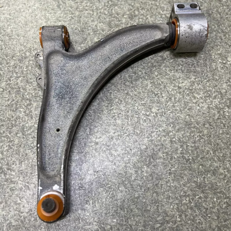 Front lower arm Opel Zafira 2011-2019 Service with repressing of bushings (Bushings are not included in the price) 13230774, 13334021, 3 52 491, CHAB-J300B, 1101-CRZB, RH14-5011, 14-06-2311, 1240203000, 5600013, GV0549, GM0101R, 35344 01, 02-05-888, 43718, SB24113, C9412, CAB60016, 40 94 3718, N4230912, 809646, 2256083, ADG080274, OP-SB-10570, 23916AP, TD1677W, AW1421267, PSE1543, 181315EGT, PSE1542, GM-5098, 208 156 755, HR 301 144, 271166, CVKD-88, C8127, 59308, 2756, 13334021, 13230774, 614 610 0020, 905526, AB52003H, V40-1389, C9645K; 22854824; CHABJ300B; 13359600; 20835938; 3 52 493, 3 52 107, 3 52 106; 13359601; 3 52 492;  13272606; 3 52 494, 3 52 868; 13257785; 13334021; 13230774; 3 52 491; 13272605; 3 52 108; 13359599; 22854824; 13371817; 3 52 510; 3 52 509; 13371816; 3 52 508; 13371815;  352510; 352509; 352508; 3 52 519; 352519; 94544265; 94544266; 13401130; 13401129; 23361710; 23121594; 352106; 352107; 352108; 352491; 352492; 352493; 352494; 352508; 352519; 352868; 84376572; 13334022; 13334023; 84362535; 22792989; 84198830; 84376571; 84198832; 84198833; 84198831; 84362534; 3 52 873; 13 280 216; 84 248 226; 352873; 13280216; 84248226; 3 52 872; 13280211; 3 52 521; 22792991; 3 52 561; 23361709; 3 52 520; 22792990; 13318886; 3 52 073; 3 52 560; 23361708; 352872; 352521; 352561; 352520; 352073; 352560; CHABJ300S; 13321342; 13359600; 13359601; 13334023; 13272606; 13272605; 352866; 352492; 13318894; 13219090; 13334022; 13334021; 352106; 352493; 13219090; 13463244; 352107; CHAB-J300S; 13371817; 3 52 510; 3 52 509; 13371816; 352510; 352509;
