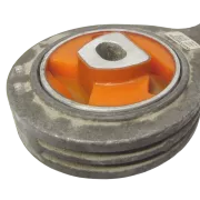 Поліуретанова подушка двигуна задня Fiat 500L 2012- Послуга ПО ЗАМІНІ великого САЙЛЕНТБЛОКА 52003385; 0052003385;