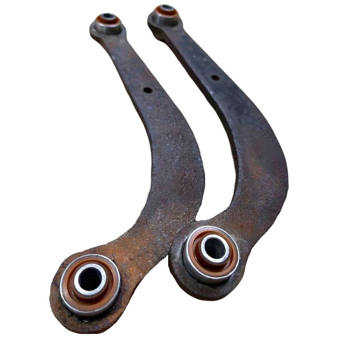 Rear transverse arm Toyota Matrix 2002-2008 Service with repressing of bushings (Bushings are not included in the price)