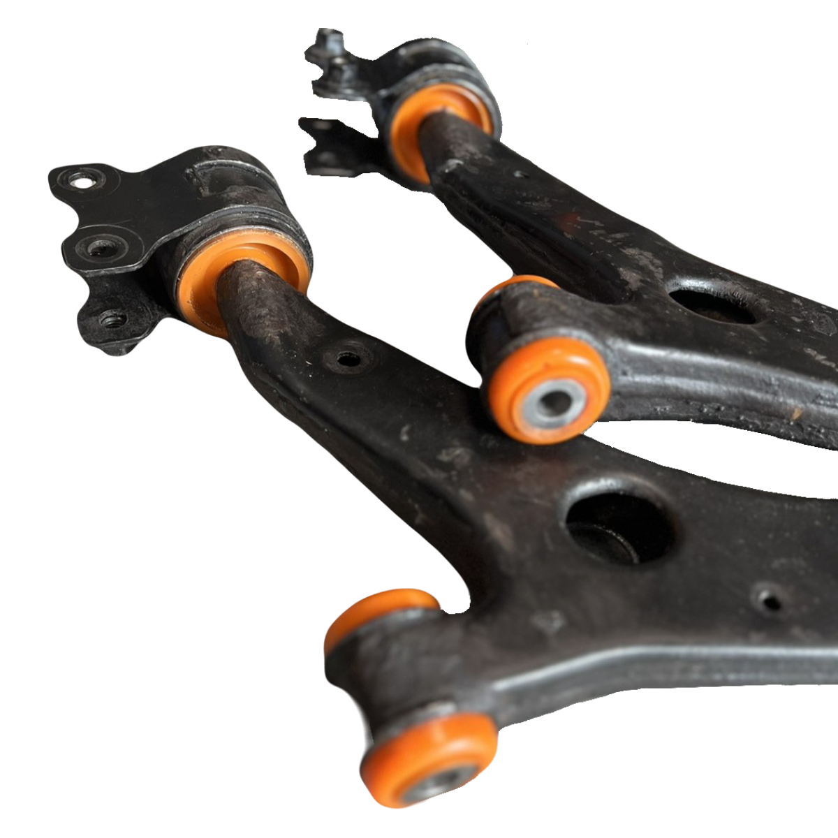 Front arm Ford C-Max 2003-2010 Service with repressing of bushings (Bushings are not included in the price)