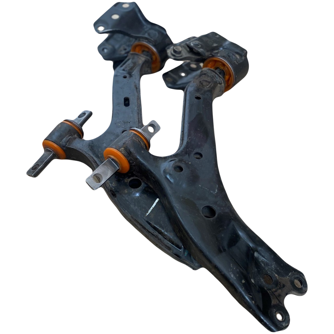 Front lower arm Honda Cr-v 2012-2016 Service with repressing of bushings (Bushings are not included in the price)