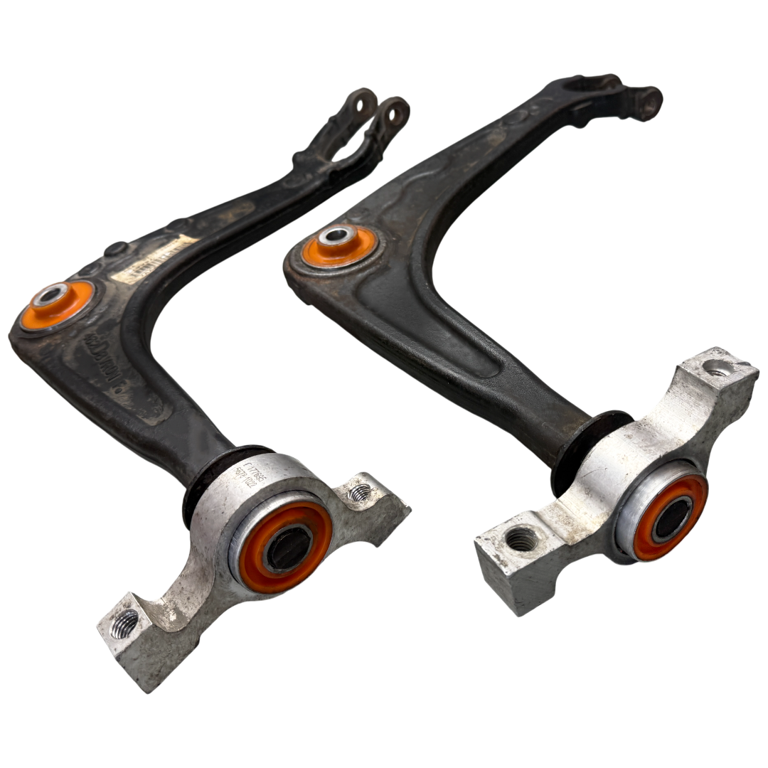 Front arm Citroen C5 2008-2017 Service with repressing of bushings (Bushings are not included in the price)