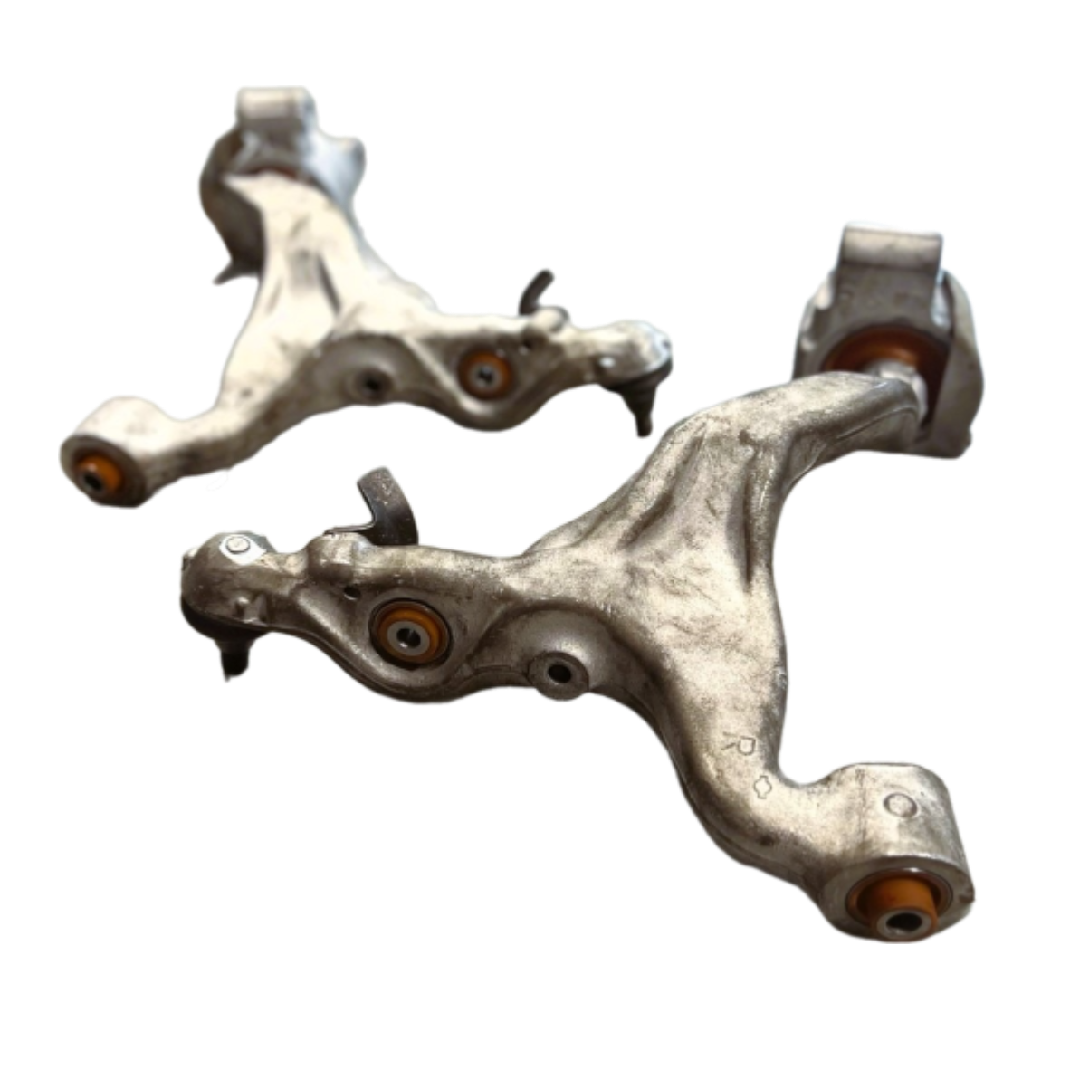Front arm Infiniti Qx70 2013- Service with repressing of bushings (Bushings are not included in the price) pp2011pos