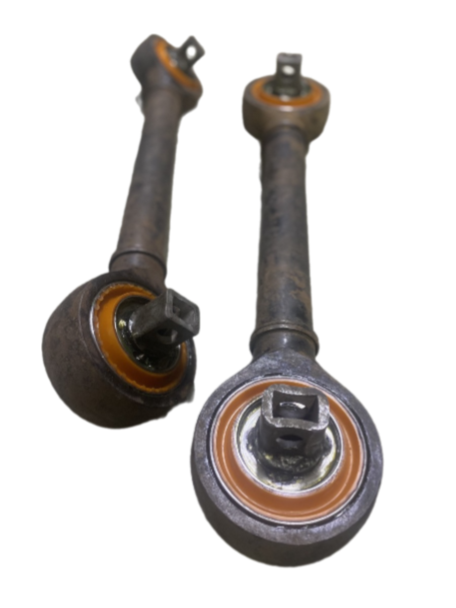 Beam rod Hino Ranger 1969- Service with repressing of bushings (Bushings are not included in the price)
