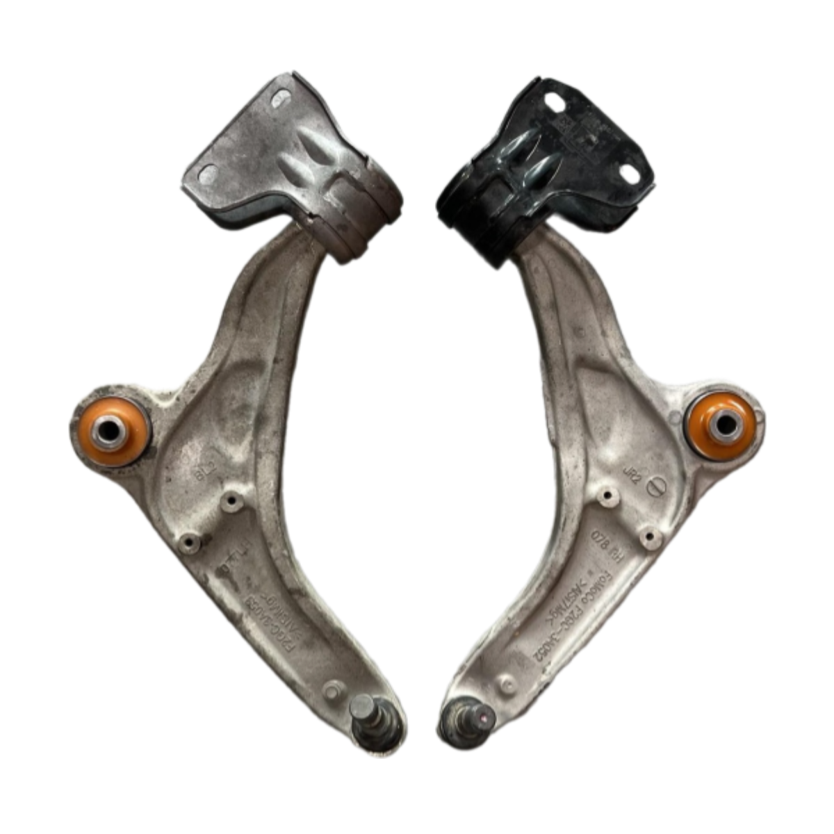 Front arm Lincoln Nautilus 2018- Service with repressing of bushings (Bushings are not included in the price)