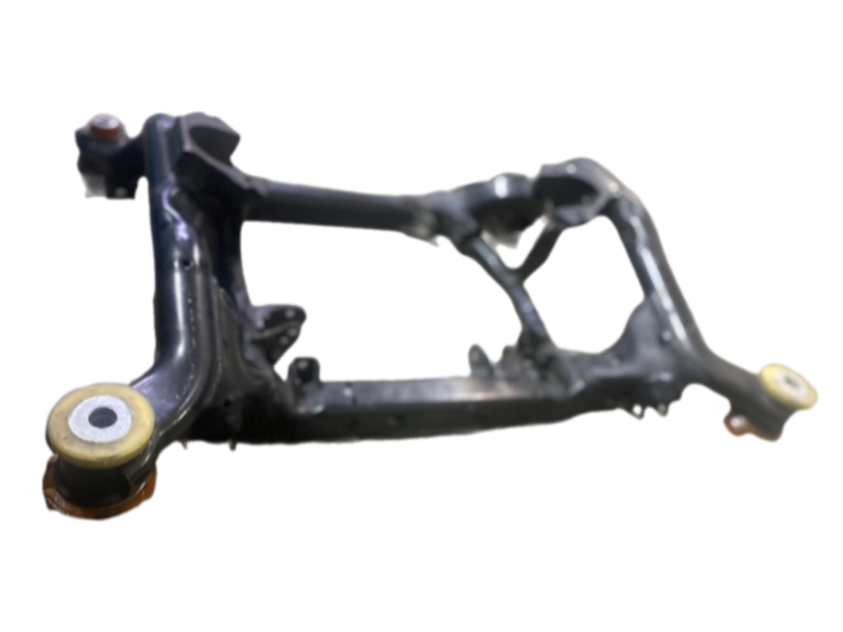 Front subframe Mercedes-Benz 166 2011- Service with repressing of bushings (Bushings are not included in the price)