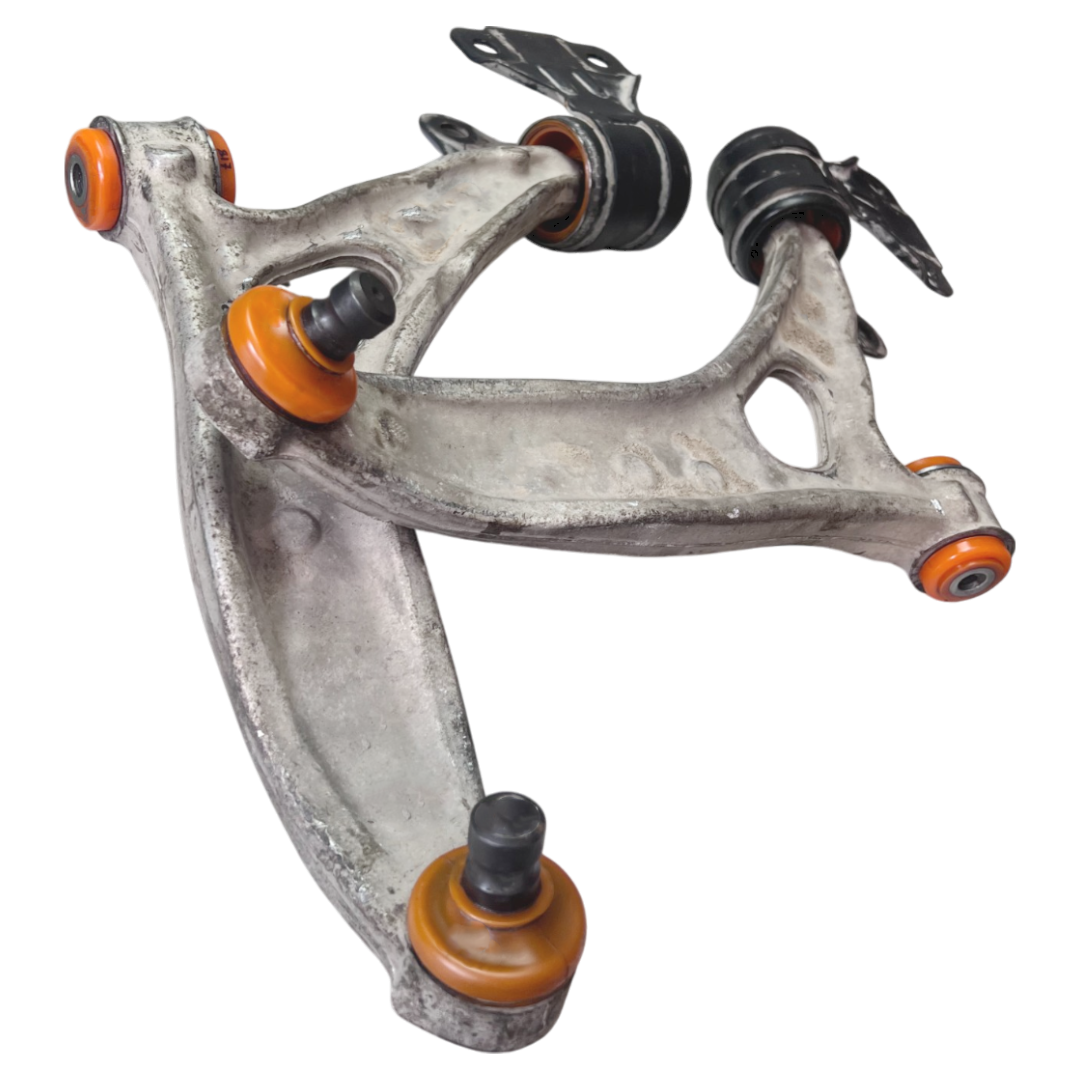Front lower arm Ford C-Max 2010- 2,0L Service with repressing of bushings (Bushings are not included in the price)