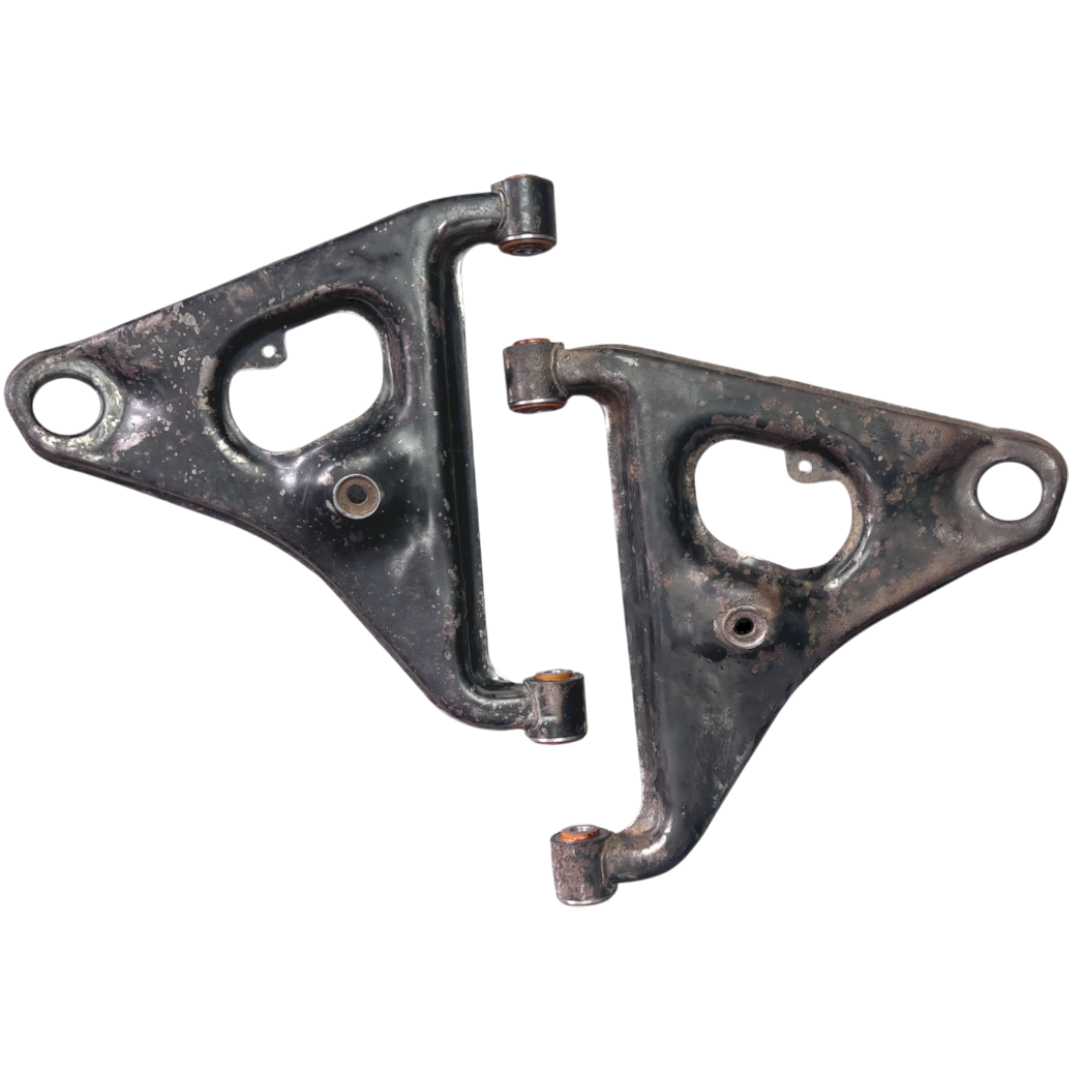 Rear lower control arm Nissan 200Sx 1988-1993 Service with repressing of bushings (Bushings are not included in the price)