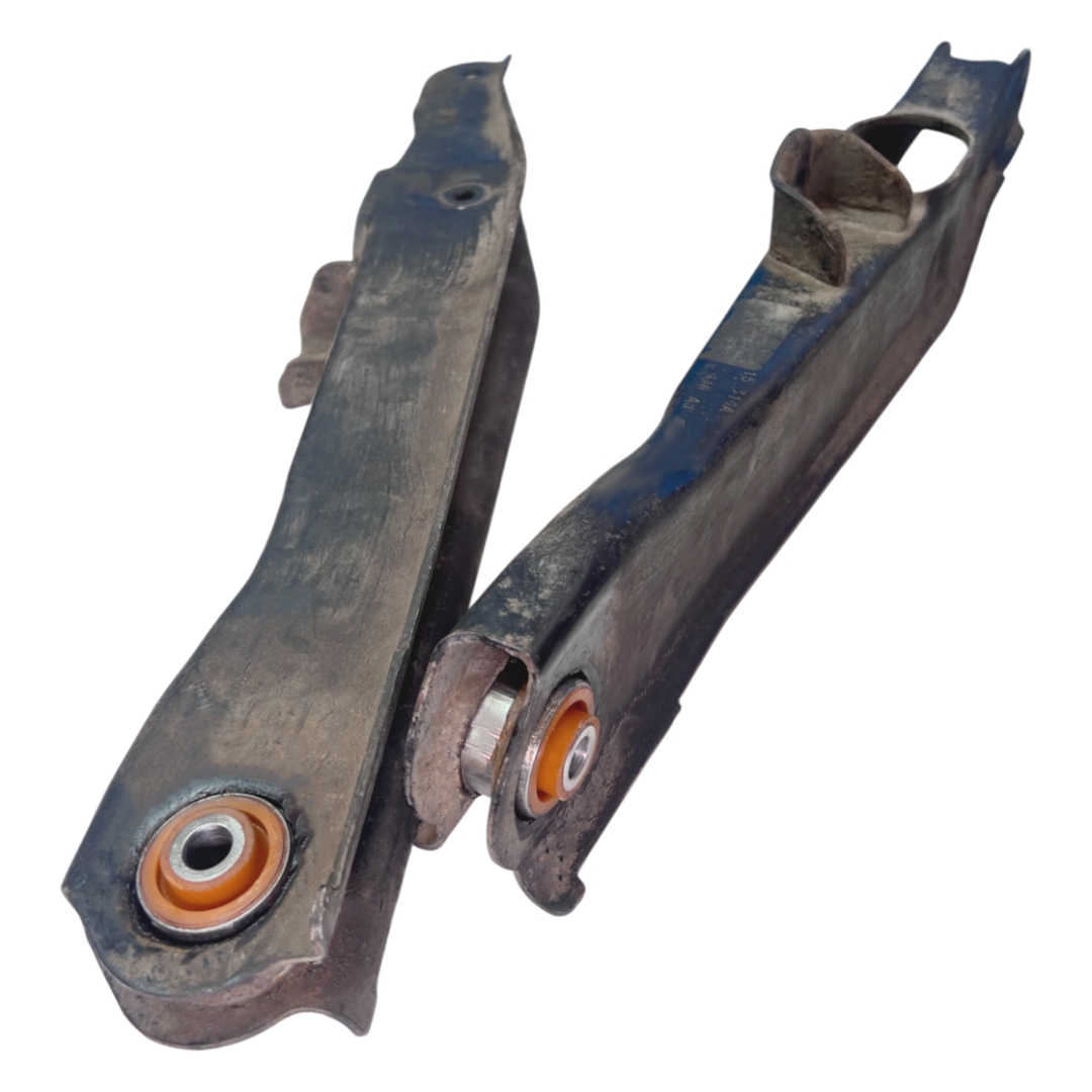 Rear spring-loaded arm Dodge Journey 2011- Service with repressing of bushings (Bushings are not included in the price)